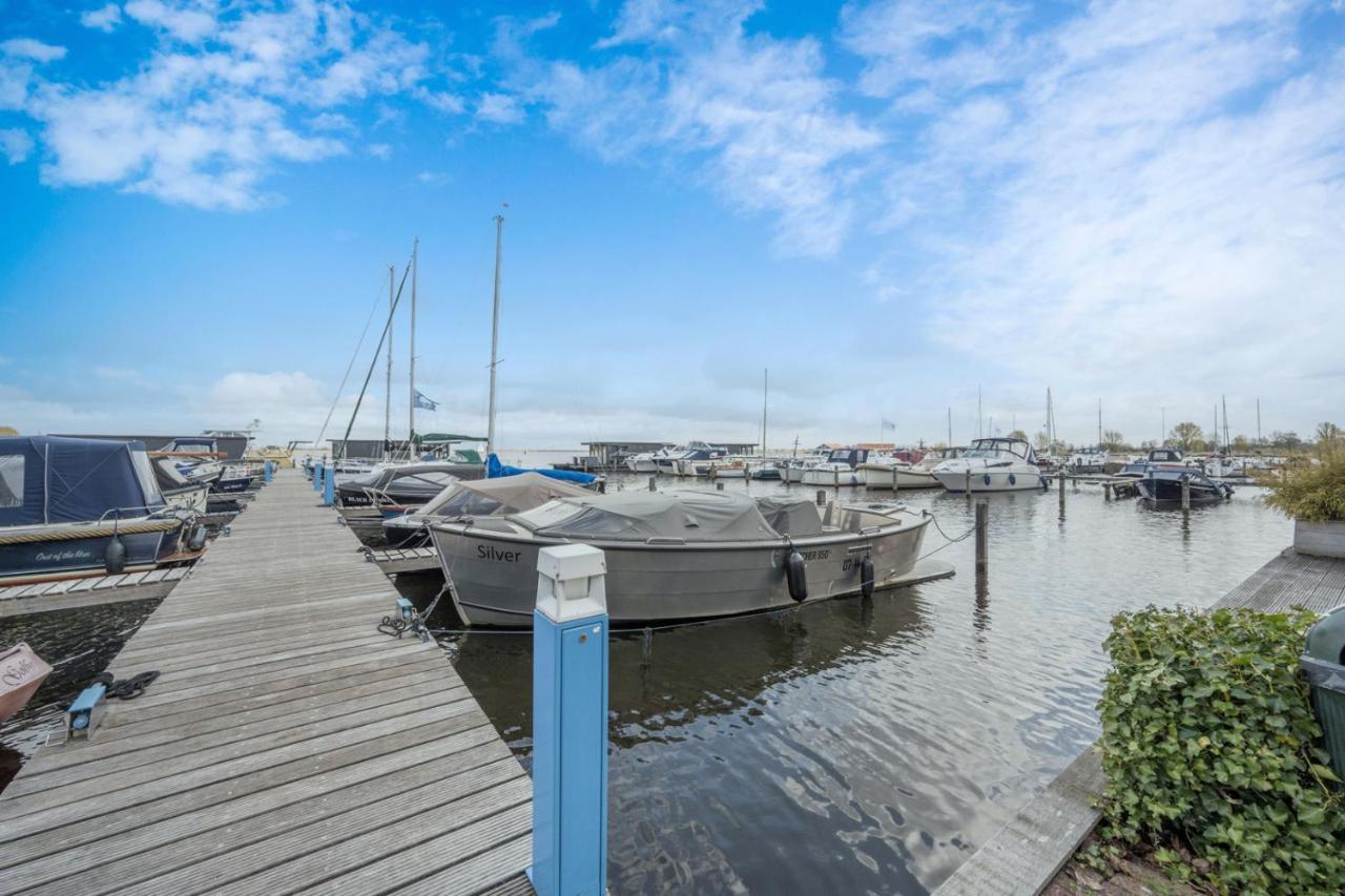 Vila Meerzicht 70 - Vakantiehuis Aan Het Water! Uitgeest Exteriér fotografie