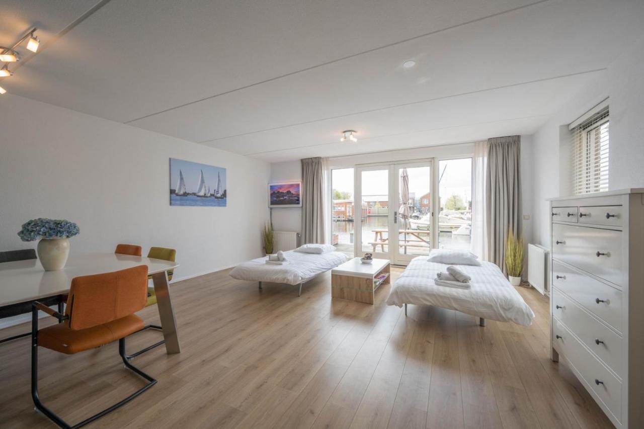 Vila Meerzicht 70 - Vakantiehuis Aan Het Water! Uitgeest Exteriér fotografie